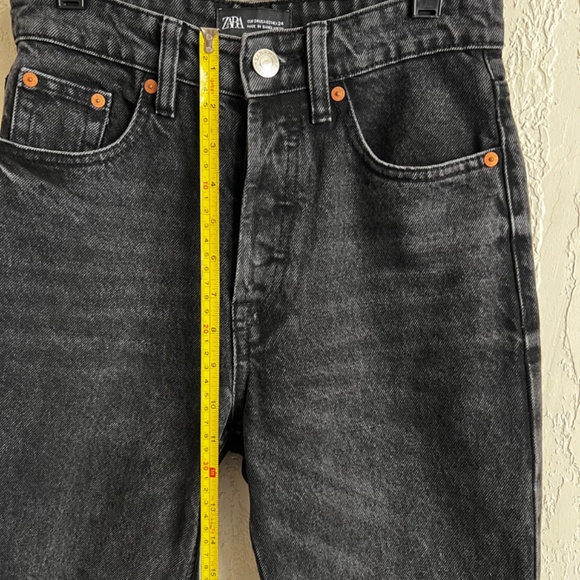 Zara High Waist Straight Leg Cropped Jeans Sz 2 - Picture 4 of 9